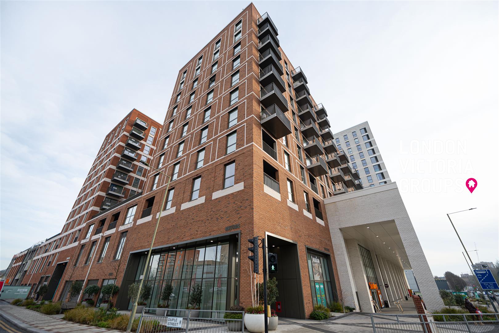 1 bed property in Bower House, 4 Henshaw Parade, London